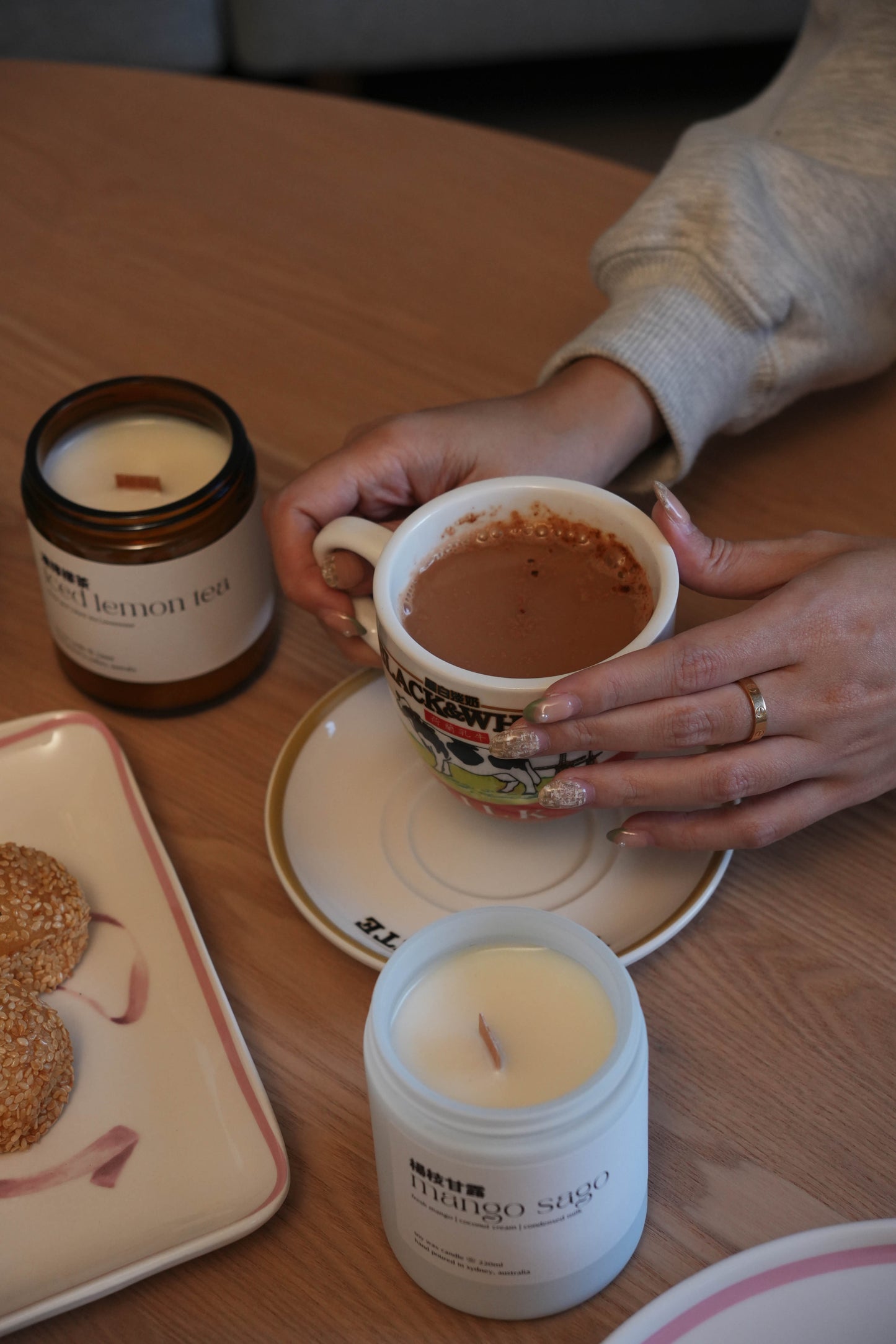 奶茶 MILK TEA: BLACK TEA | MILK | BROWN SUGAR