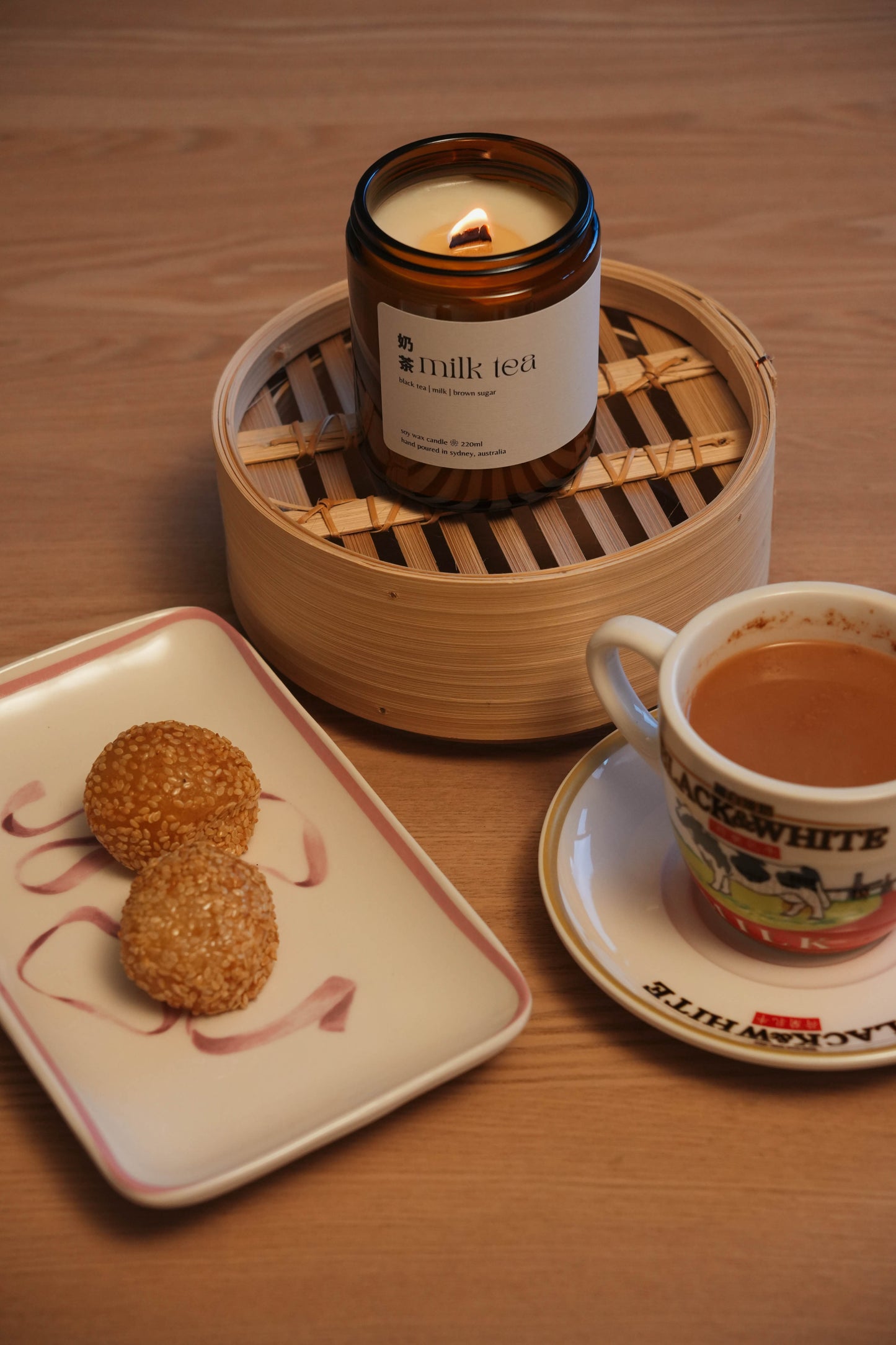 奶茶 MILK TEA: BLACK TEA | MILK | BROWN SUGAR